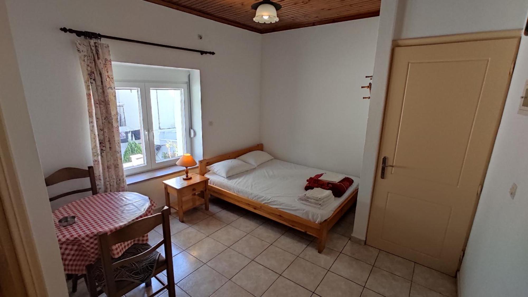 Angelos Rooms Mytilíni Exterior foto